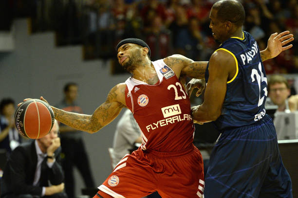 和全球球迷 和全球球迷