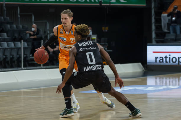 球队在防守 球队在防守